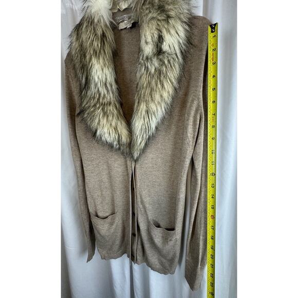 Ann Taylor LOFT Detachable Faux Fur Collar Tan M preppy academia 61-04 - Picture 6 of 16
